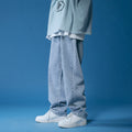 Loose jeans